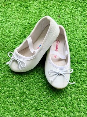 Limited Too White Faux Leather Elastic Strap Ballet Flats Toddler 8